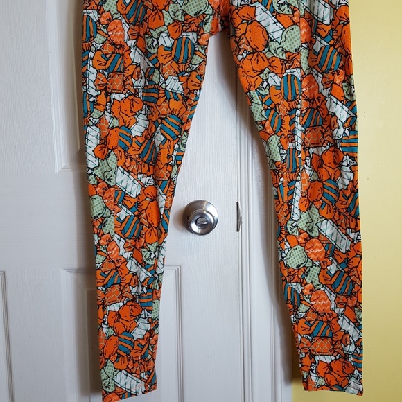 Lularoe Halloween Candy Trick or Treat Leggings TC - Picture 5 of 6